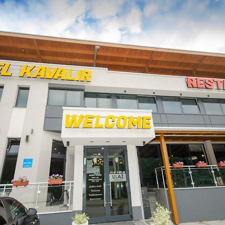Hotel Kavalir Zepce Zewnętrze zdjęcie