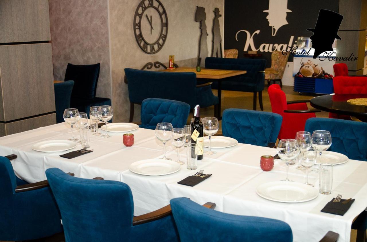 Hotel Kavalir Zepce Zewnętrze zdjęcie