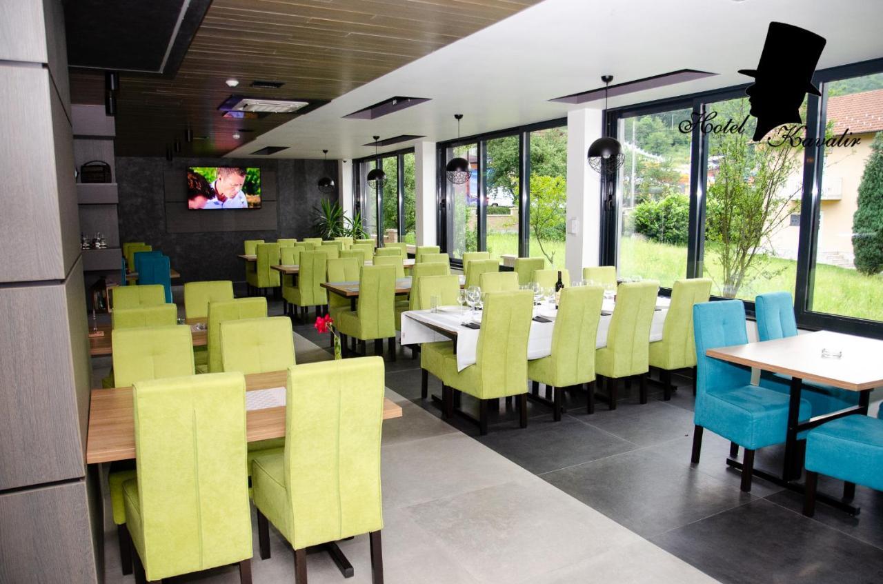 Hotel Kavalir Zepce Zewnętrze zdjęcie
