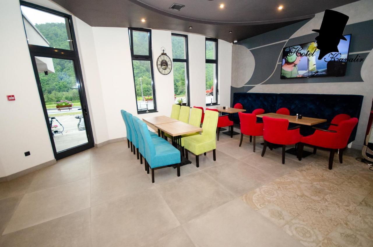 Hotel Kavalir Zepce Zewnętrze zdjęcie