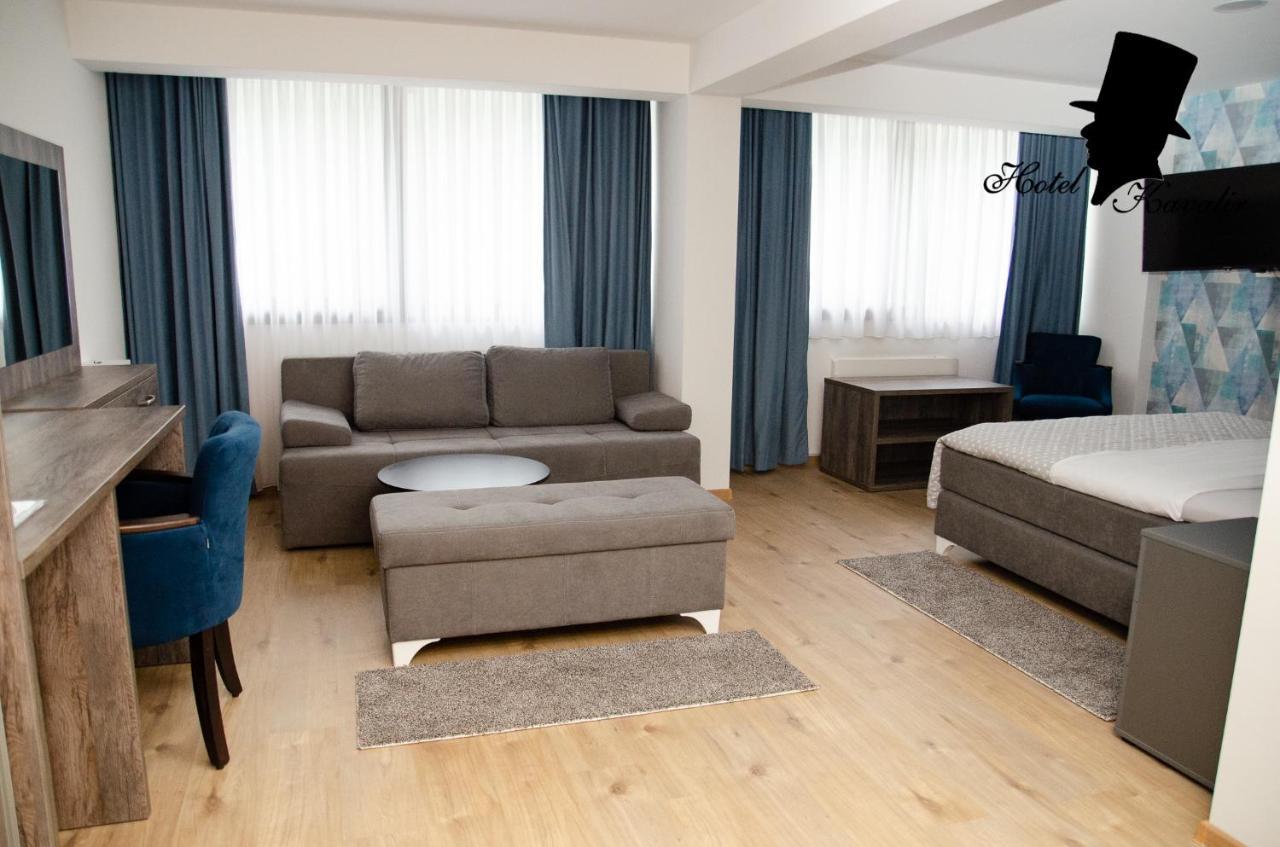 Hotel Kavalir Zepce Zewnętrze zdjęcie
