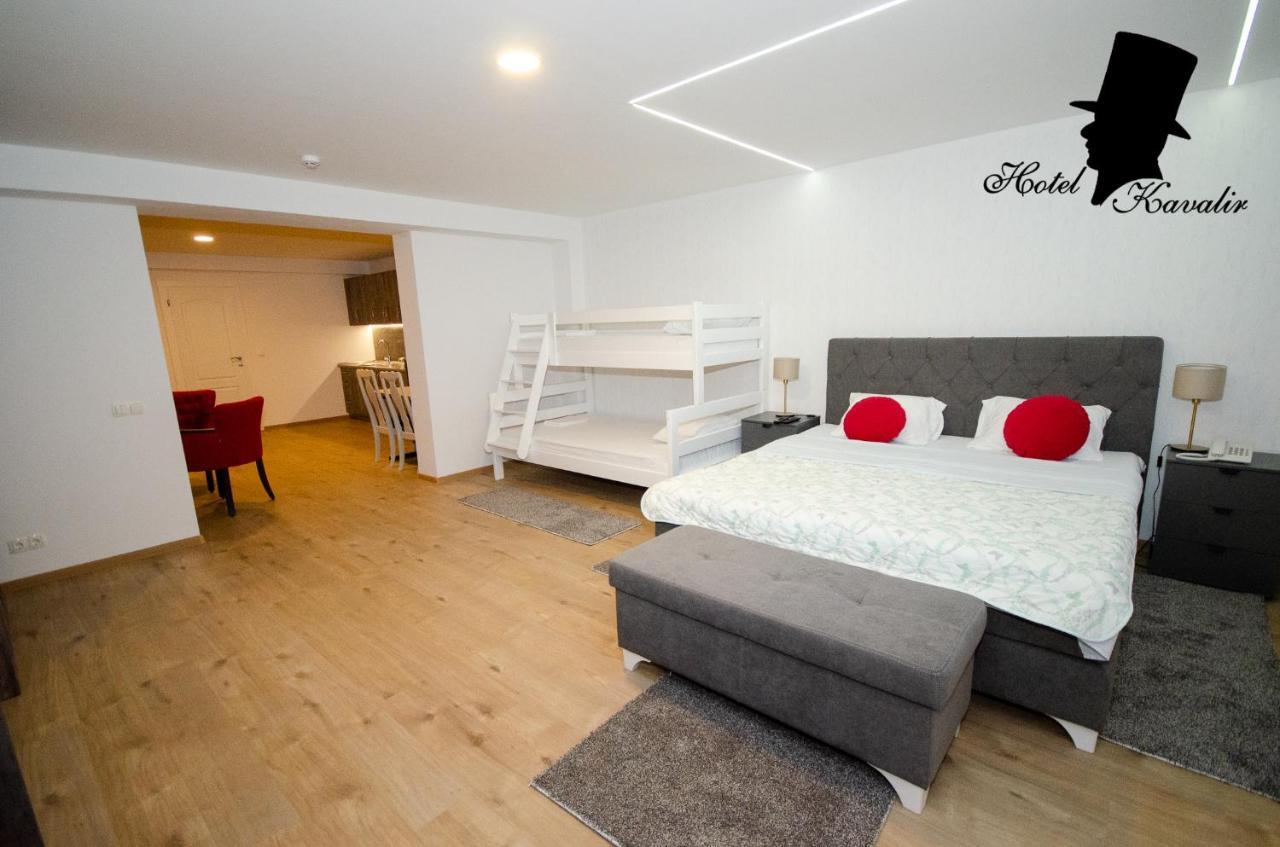 Hotel Kavalir Zepce Zewnętrze zdjęcie