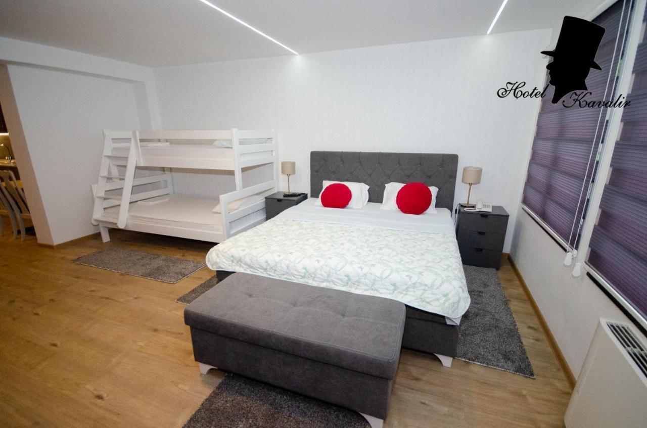 Hotel Kavalir Zepce Zewnętrze zdjęcie