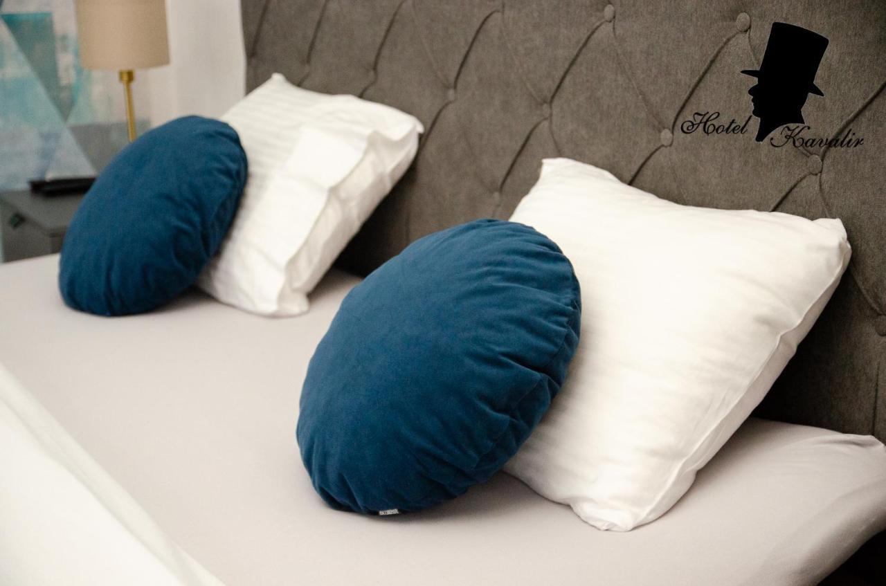 Hotel Kavalir Zepce Zewnętrze zdjęcie